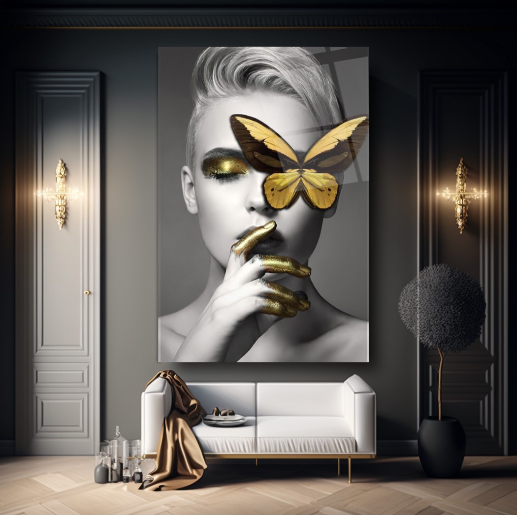 Kadın ve Kelebek Cam Tablo